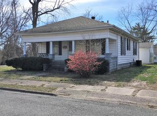 1303 Maple St, Murphysboro, IL 62966