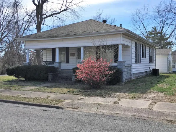 1303 Maple St, Murphysboro, IL 62966
