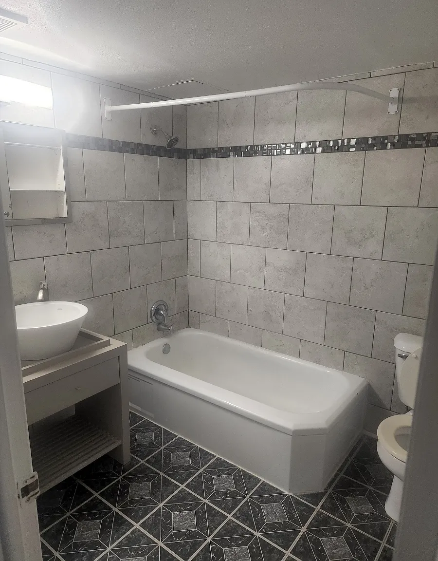 9129 W National Ave — Photo 3