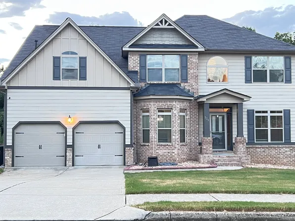 529 Red Fox Dr, Dallas, GA 30157