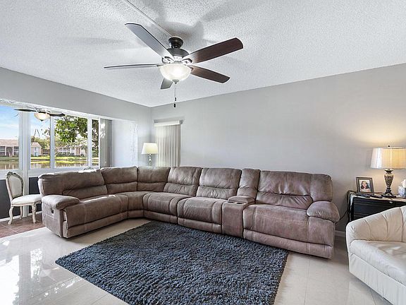 4th image of 13750 Oneida Dr APT F1
