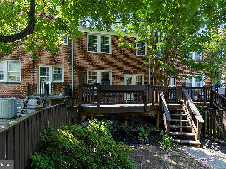 218 Blenheim Rd — Photo 30