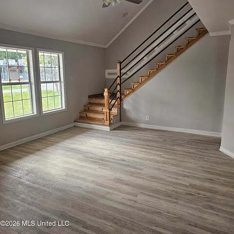 3 bed, 2.0 bath, 1412 sqft, $1,850 — Photo 2