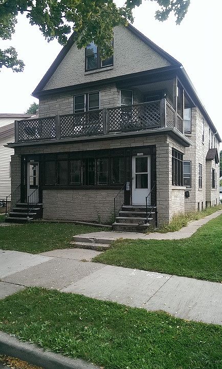 Front corner