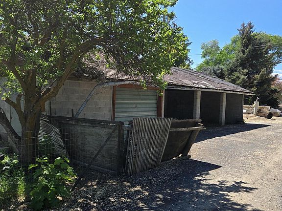 5th image of 308 N Wenas Ave