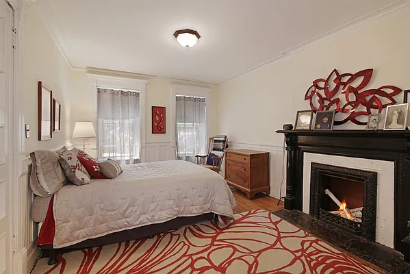 Rented by Corcoran | media 15