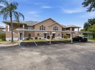 20 Cosmopolitan Dr Unit 6, Lehigh Acres, FL 33936