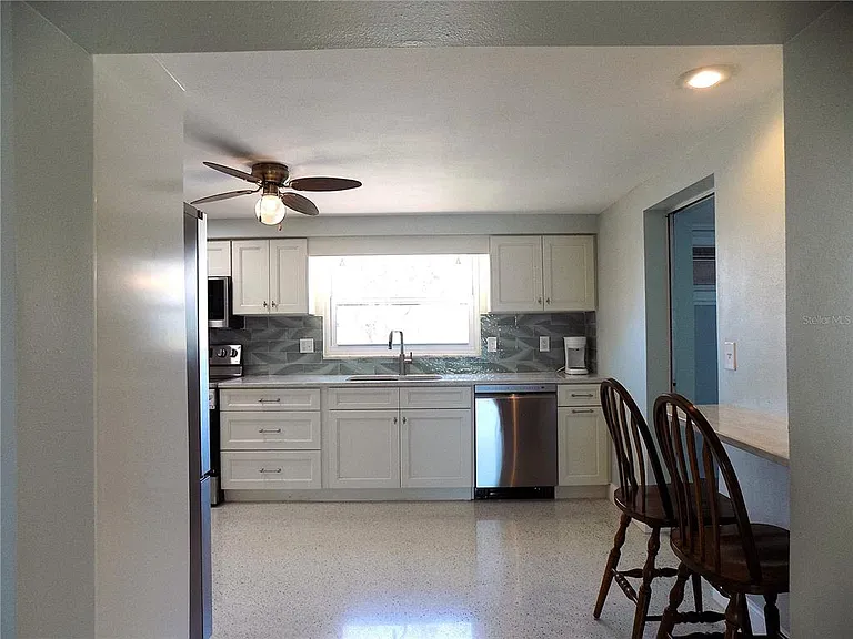 3842 Headsail Dr — Photo 7