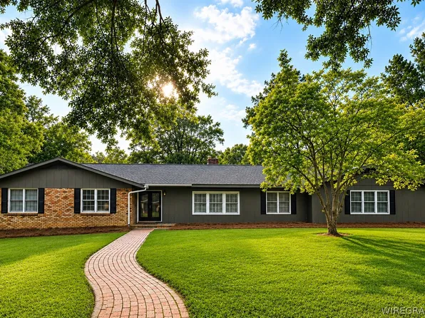 1010 Devonwood Dr, Andalusia, AL 36421