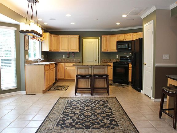 5th image of 6374 Shallowbrook Ct