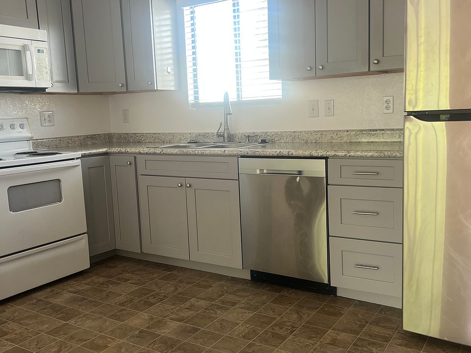 1st image of 1410 N 15th St #2