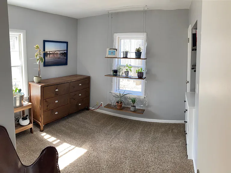 190 Arion St E — Photo 18