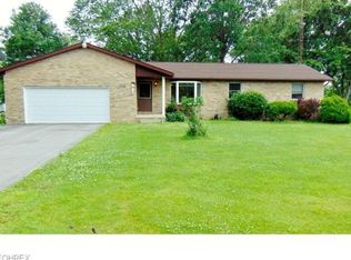 4326 Lesh St NE, Louisville, OH 44641