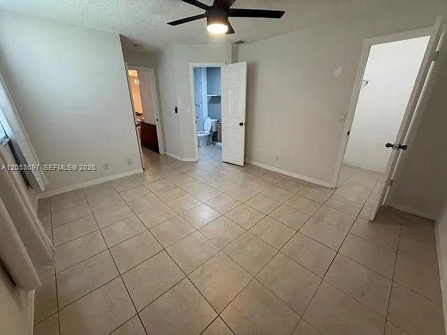3410 Pinewalk Dr N #818 — Photo 2