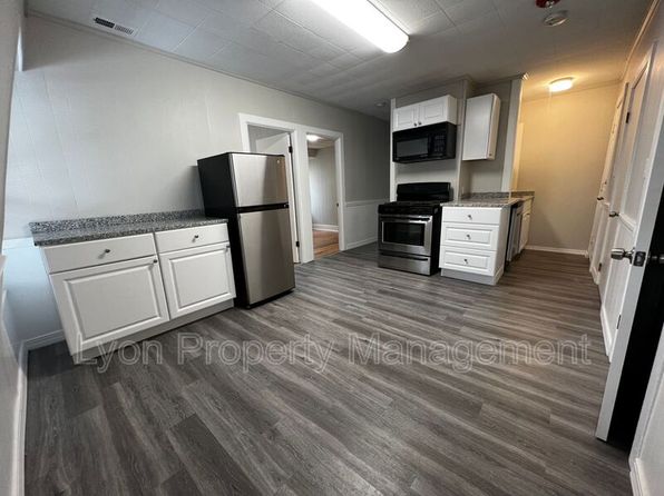 79 Summer St APT 3L