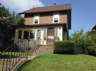 262 Stambaugh Ave, Sharon, PA 16146