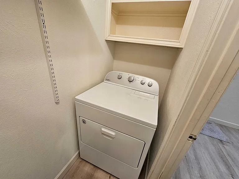 1608 Nest Pl — Photo 7