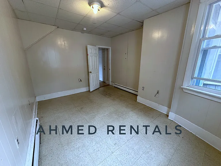 873 Congress St #2 — Photo 6