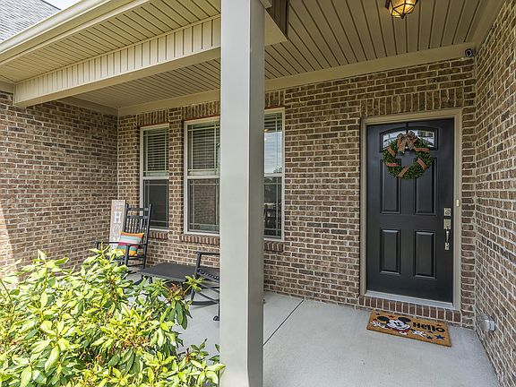 5th image of 505 Field Crest Ct