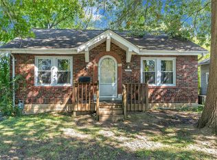 2520 Lehigh Ln, Saint Louis, MO 63114