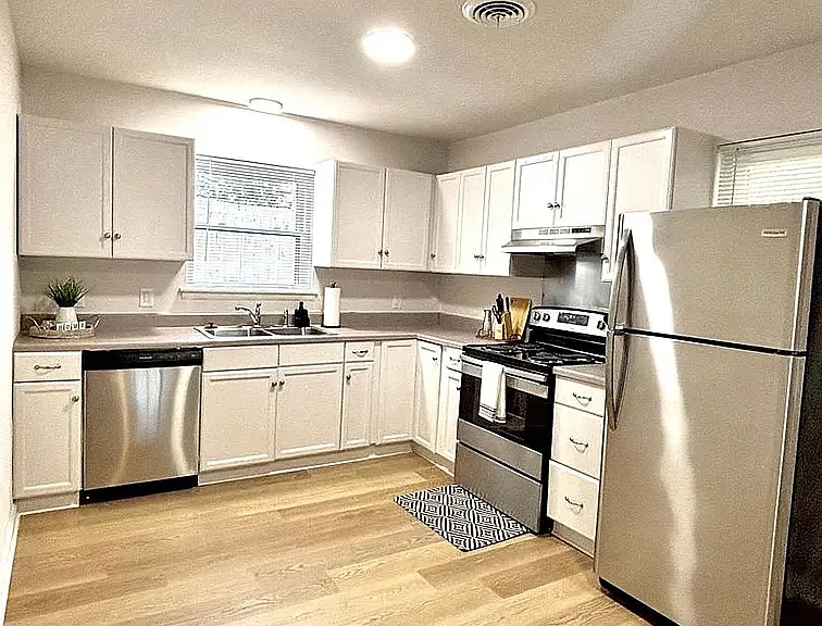 4702 S Madison Ave — Photo 1