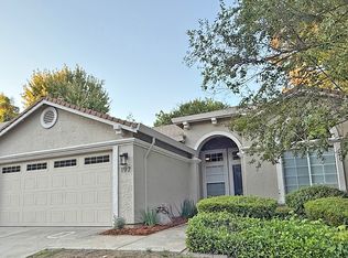 197 Briggs Ranch Dr, Folsom, CA 95630