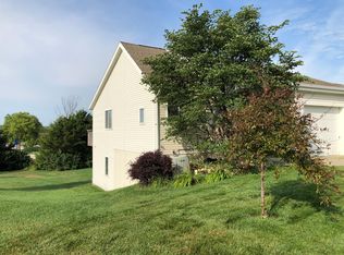 1101 Newfoundland Dr, Manhattan, KS 66503