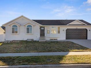 5027 W Cave Peak Dr, Riverton, UT 84096