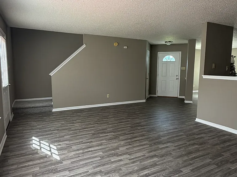 623 Fern St — Photo 3