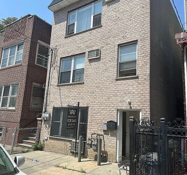 2nd image of 1335 Clay Ave #Cw
