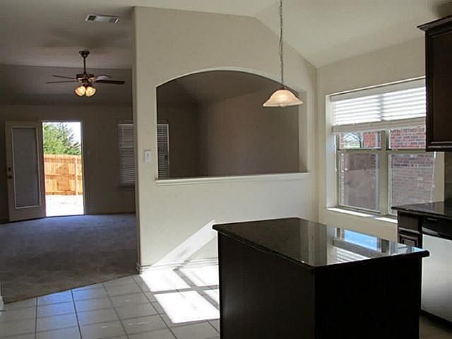 2nd image of 2528 Gold Rush Dr