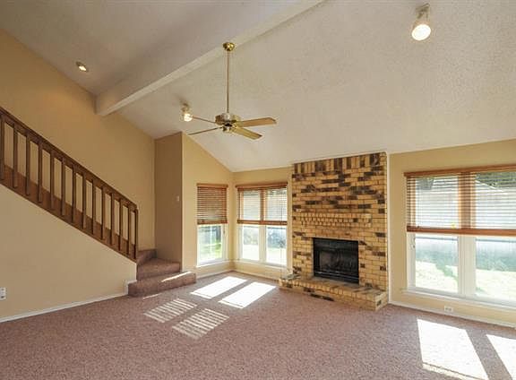 5th image of 2413 Slaton Dr