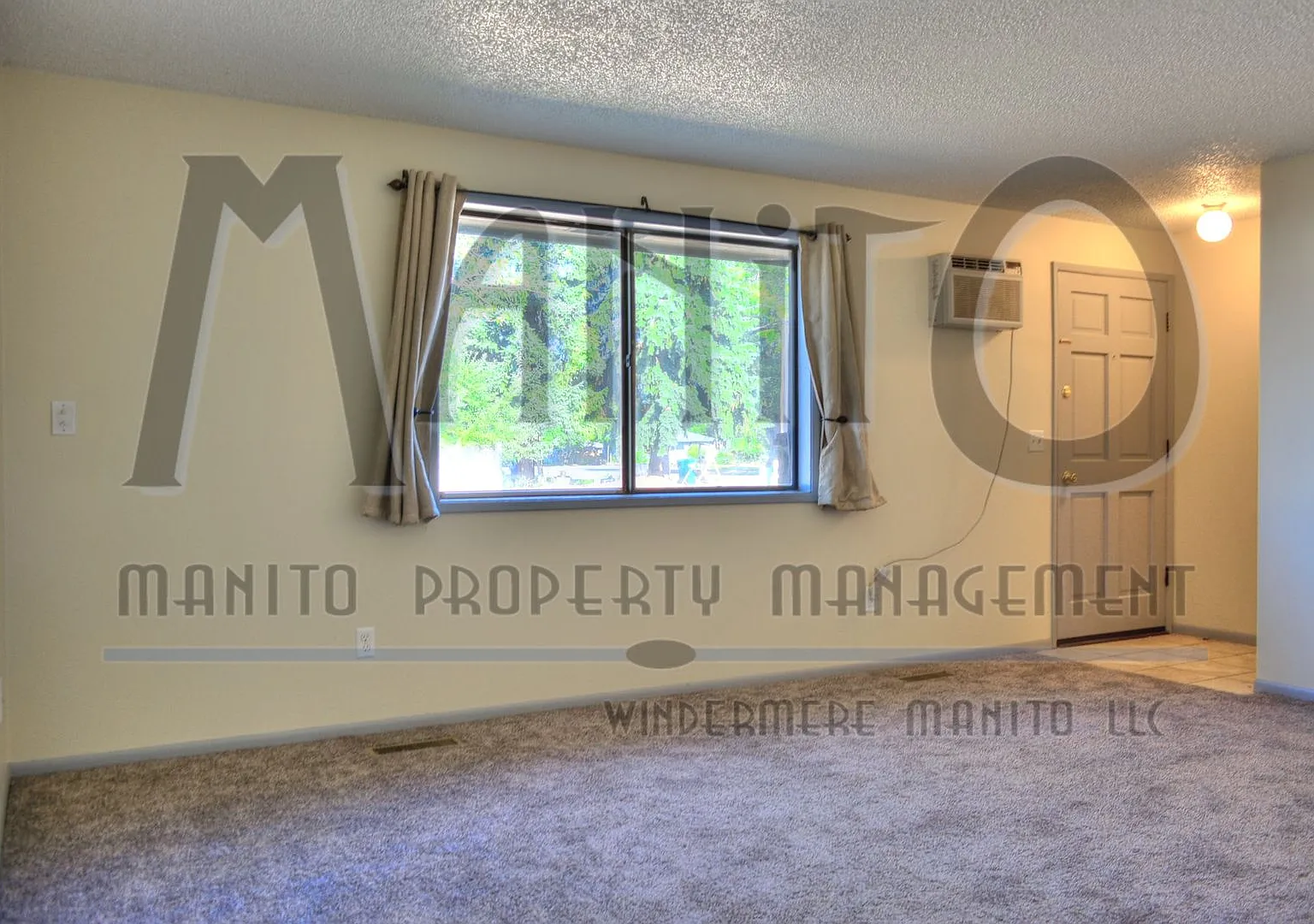 Indiana Ave/Ella Rd Duplex — Photo 2