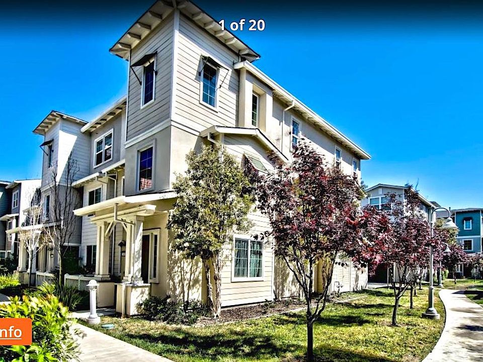 Corner Town Home