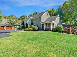 67 River Rd, Madison, CT 06443