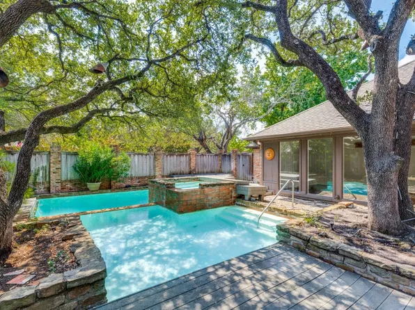 5703 Club Oaks Dr, Dallas, TX 75248