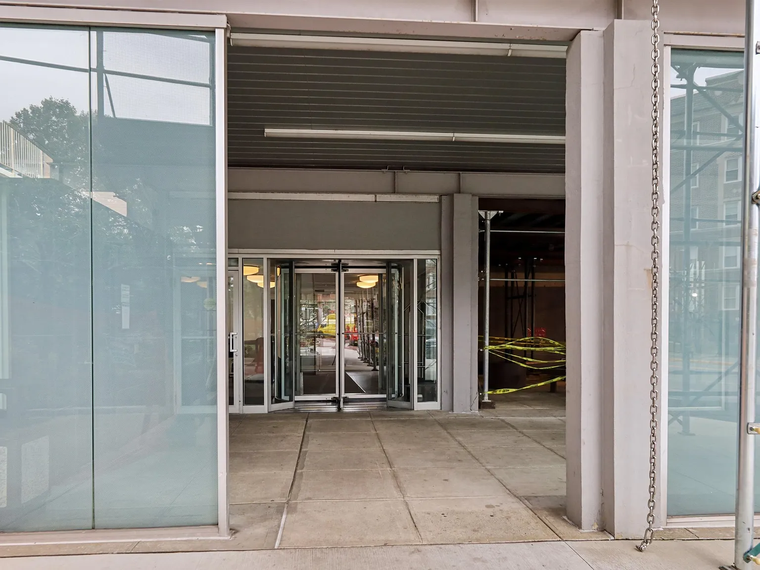 6040 Boulevard East — Photo 3
