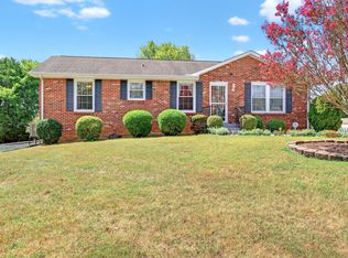 330 Bancroft Dr, Clarksville, TN 37042