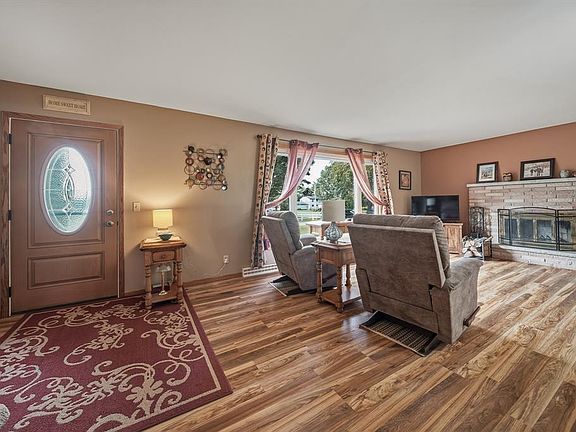 3rd image of 12486 65th Avenue