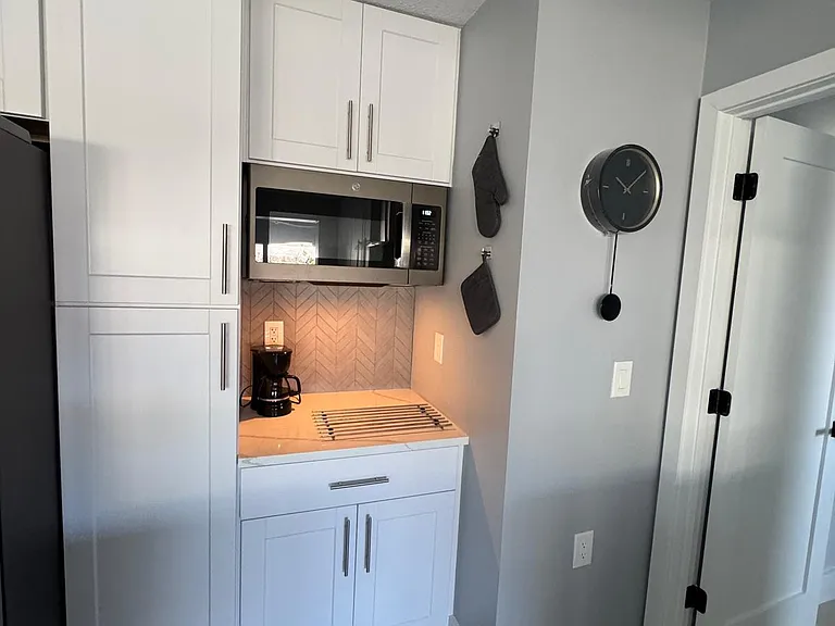 400 Capri Blvd — Photo 7