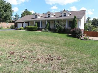 2016 Crawford St, West Plains, MO 65775