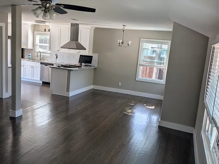 151 Hollywood Ave — Photo 16