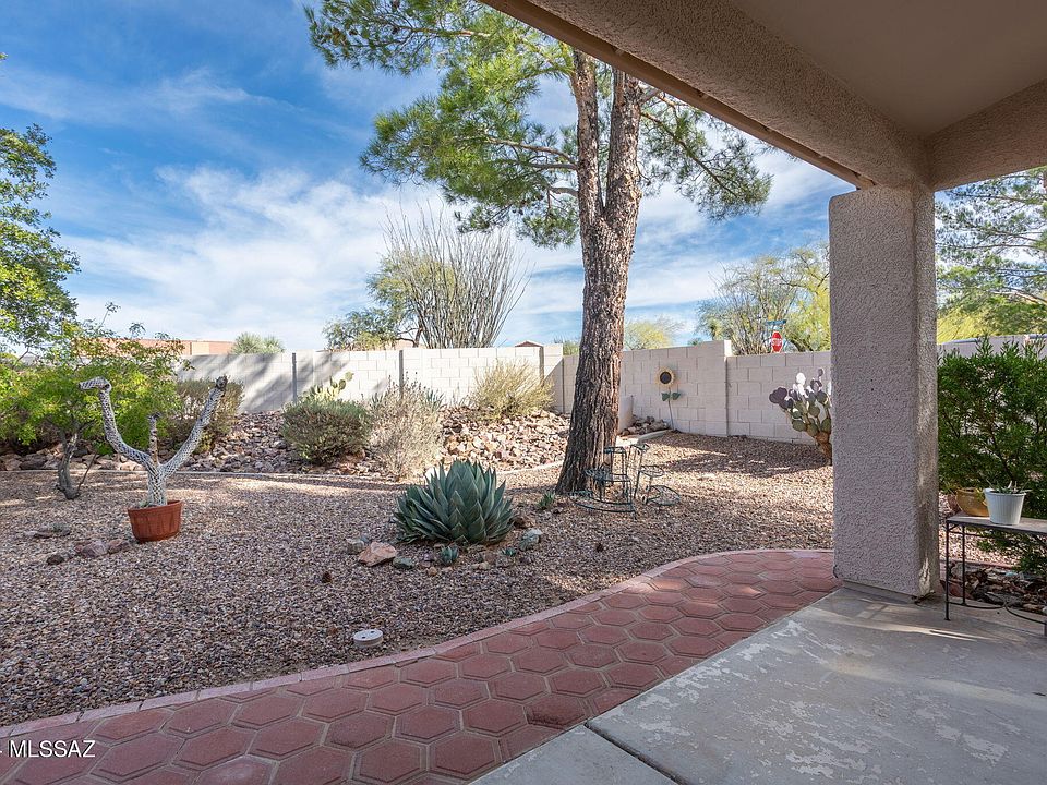 1st image of 63704 E Holiday Dr