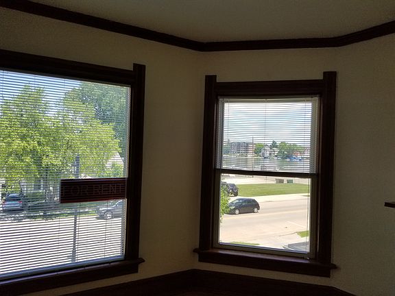 5th image of 345 W Wisconsin Ave APT 2