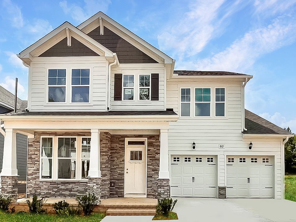2nd image of 812 Challanger Ln