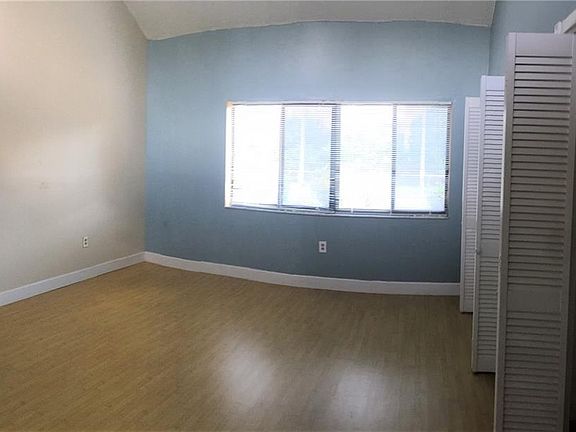 5th image of 5854 Windhover Dr #585