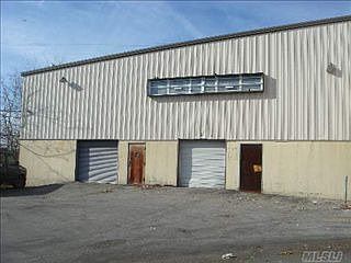 4th image of 561 Atlantic Ave