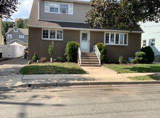 430 7th St, Carlstadt, NJ 07072