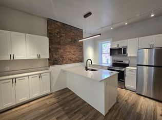106 Sampsonia St #2, Pittsburgh, PA 15212