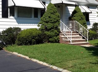 412 N 17th St, Kenilworth, NJ 07033